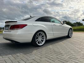 Mercedes-Benz E350, 3.5 l., kupeja (coupe)