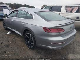 Volkswagen Arteon dalimis. R line usa 4 varomu pilnausia komplektacija