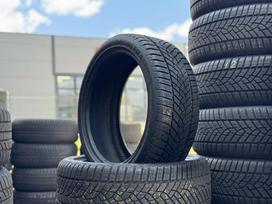 Goodyear ULTRAGRIP PERF., winter 215/40 R18