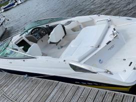 Regal 2250, jachtos / kateriai