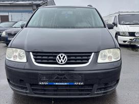 Volkswagen Touran Kuriasi važiuoja rida 270974km 7 vietis superkame automobiliu