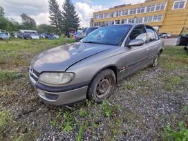 Opel Omega for parts. Automobilis ardomas dalimis запасные части автомобил