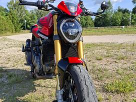 Ducati Monster 937cc, street / klasikiniai