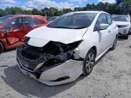 Nissan Leaf rezerves daļās. Automobilis pradedamas ardyti mus rasite garlia
