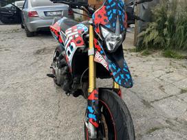 Aprilia Dorsoduro 750cc, supermoto