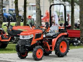 Hinomoto HM-3020, tractors