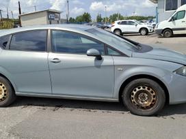 Seat Leon Superkame automobilius sutvarkome dokumentus išrašome entp ek