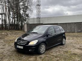 Mercedes-benz B180, 2.0 l., sedanas