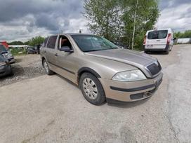 Skoda Octavia dalimis. Automobilis ardomas dalimis запасные части автомобиля
