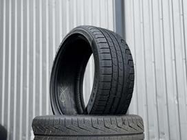 Pirelli WINTER 240 SERIE II, winter 235/40 R19