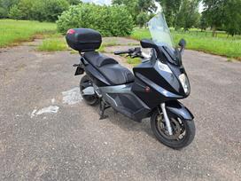 Gilera GP 800 839cc, motoroleriai / mopedai