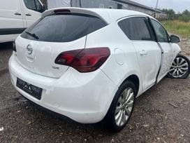 Opel Astra rezerves daļās
