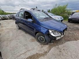 Mercedes-Benz B klasė for parts. Automobilis ardomas dalimis запасные части автомобил