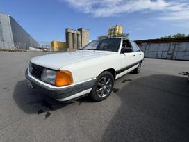 Audi 100, 1.8 l., sedanas