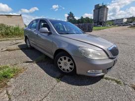 Skoda Octavia dalimis. Automobilis ardomas dalimis запасные части автомобиля