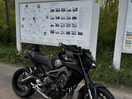Yamaha MT 09, street / classic