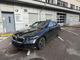 BMW 520, 2.0 l., saloon / sedan