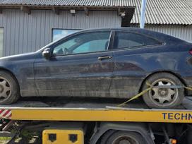 Mercedes-Benz C220 Ekodalys naudotos automobiliu dalys didelis detaliu pasirinkim