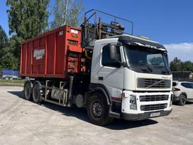 Volvo FM12, savivarčiai su kranu