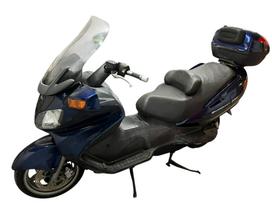 Suzuki Burgman, scooters / mopeds
