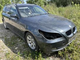 BMW 5 serija Dalis pristatome
