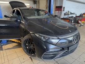 Mercedes-Benz EQS по частям. Visas automobilis dalimis dalis pristatome visoje lie