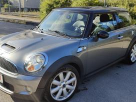 Mini Cooper S, 1.6 l., coupe