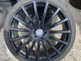 Mercedes-Benz, lengvojo lydinio, R22