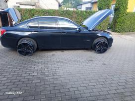 Bmw Active Hybrid 7 dalimis. Gausi komplektacija