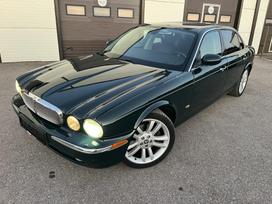 Jaguar XJ, 4.2 l., sedanas