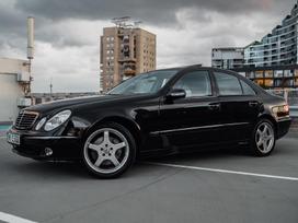 Mercedes-benz E500, 5.0 l., sedanas