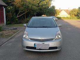 Toyota Prius, 1.5 l., hatchback