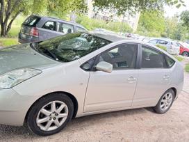 Toyota Prius, 1.5 l., hatchback