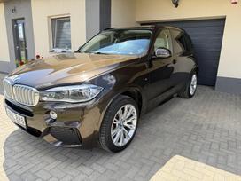 BMW X5, 3.0 l., off-road / crossover