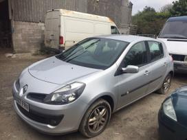 Renault Clio for parts