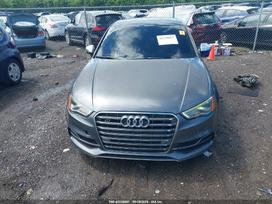Audi S3 dalimis. Usa audi s3 dalimis
