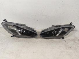 Maserati GranTurismo lights