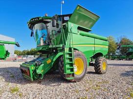 John Deere S680, kombainai