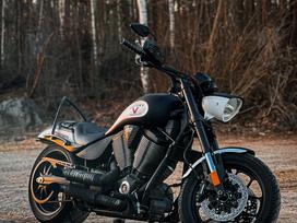 Victory Hammer 1700cc, čioperiai / kruizeriai / custom