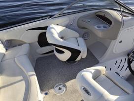 Tahoe Tahoe Q7i, jachtos / kateriai