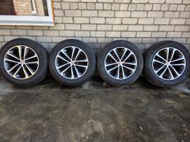 Jaguar F-Pace, lengvojo lydinio, R19