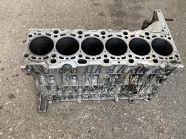 BMW X5, 306d5, engine block