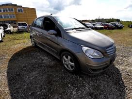 Mercedes-Benz B klasė rezerves daļās. Automobilis ardomas dalimis запасные части авто