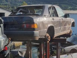 Mercedes-Benz 190