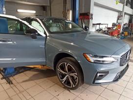 Volvo S60 по частям. Prekiaujame renault volvo dacia bmw automobilių dal