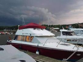 Bayliner/usa 2450 Ciera Command bridge,
