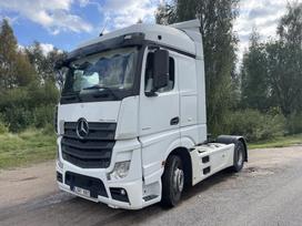 Mercedes-Benz ACTROS 1845, 1 miegamoji vieta