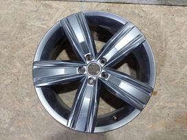 Volkswagen Tiguan, 5NN601025, Cen18771
