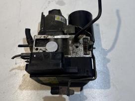Toyota Prius for parts. Abs blokas toyota prius 2003 2009