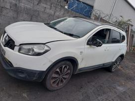 Nissan Qashqai+2 Dalimis iš anglijos